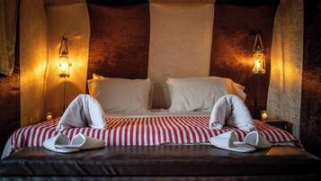 1 habitación, acceso a internet y ropa de cama