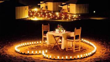 屋外ダイニングエリア