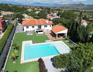 Exterior - Enjoy the elegance of Villa Azahar tucked away in the hills near Malaga (Alhaurín de la Torre)