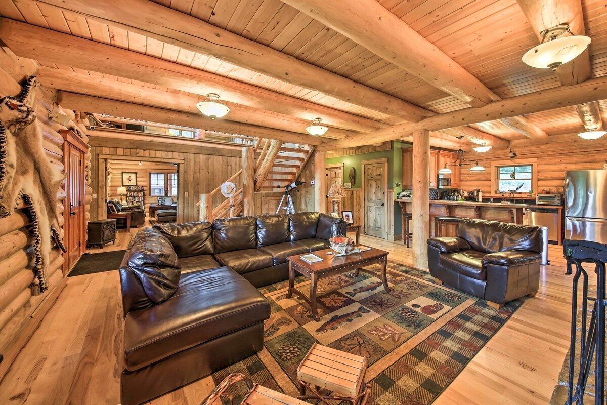 TV, fireplace, books, stereo