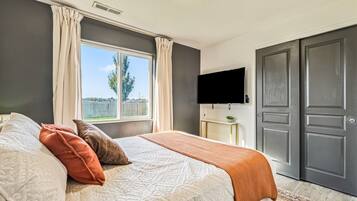 Desk, iron/ironing board, travel crib, free WiFi