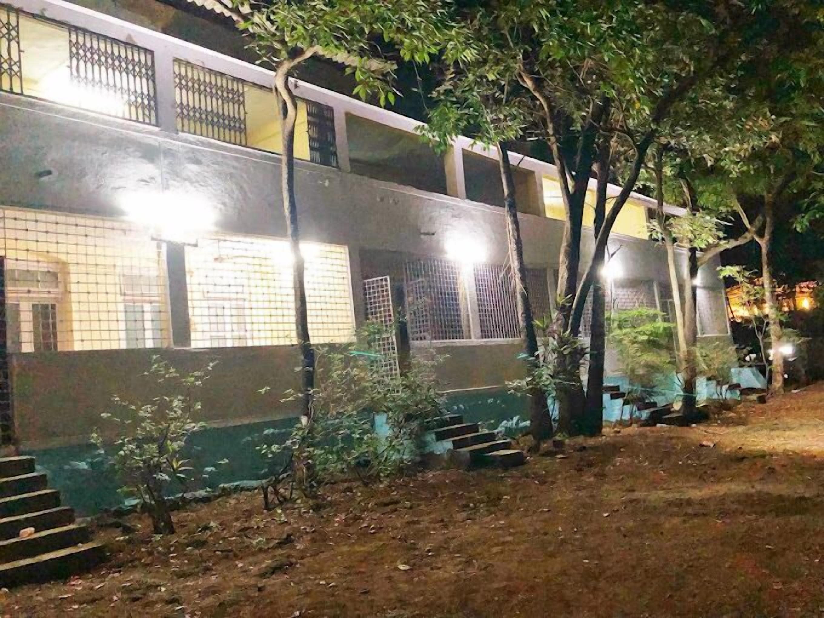 숙박 시설 정면