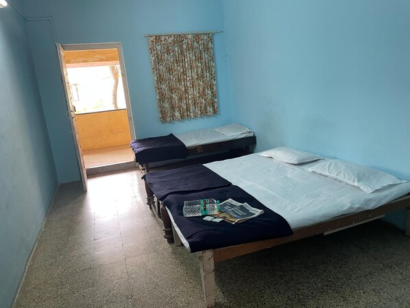 Family Double Room, Balcony | Free WiFi