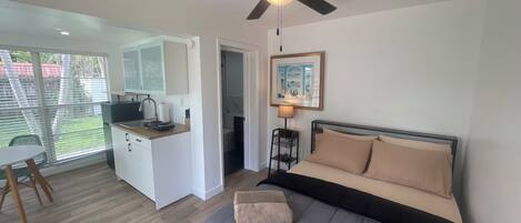 1 quarto, Wi-Fi de cortesia, roupa de cama