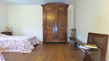 Nhà | 4 phòng ngủ, bàn, truy cập Internet tốc độ cao