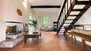 Nhà | 4 phòng ngủ, truy cập Internet tốc độ cao