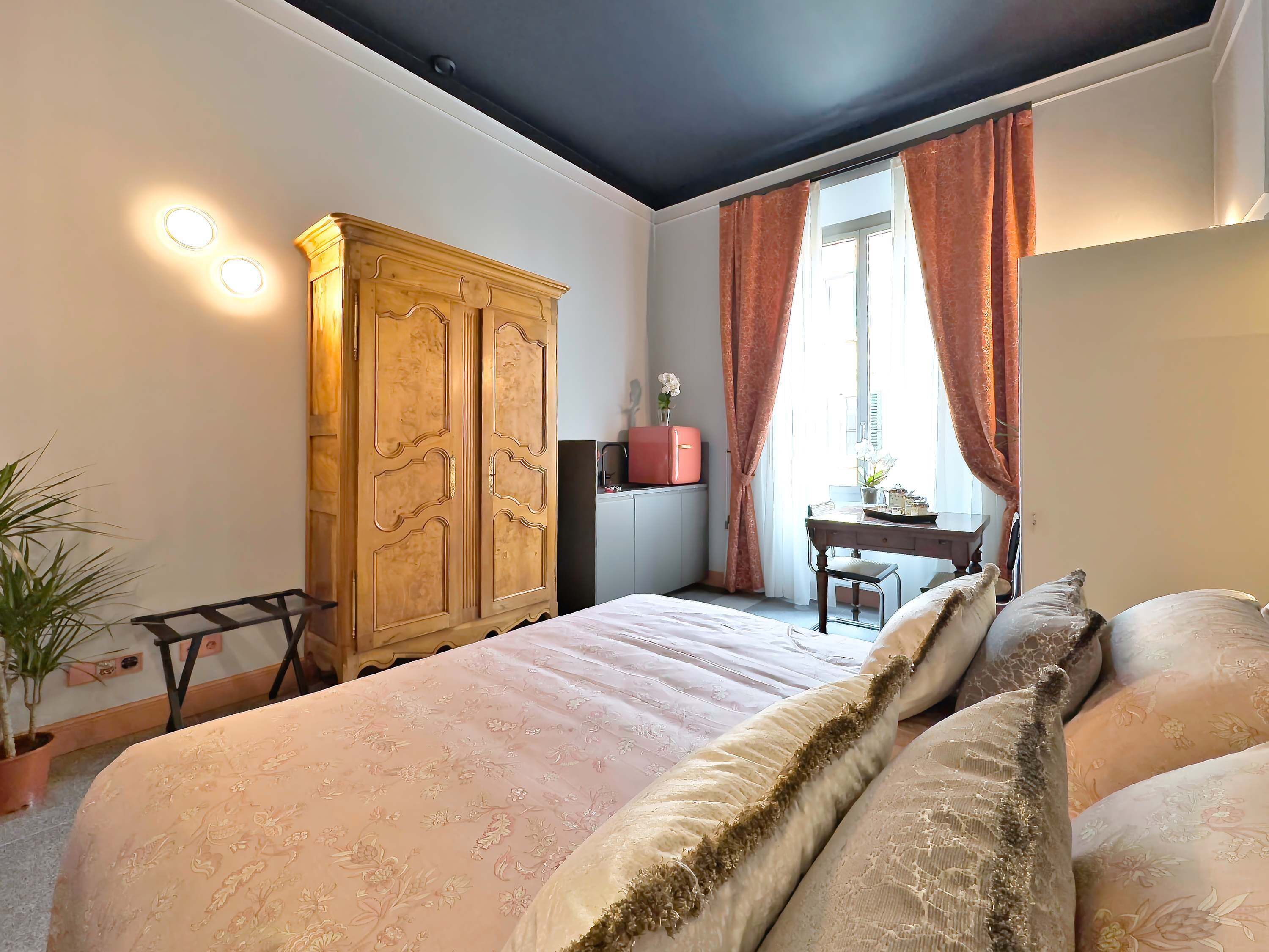 Apartment | 2 bedrooms, desk, Internet