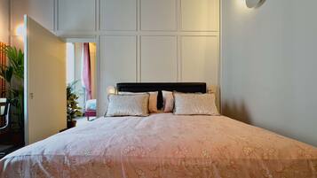 2 bedrooms, Internet