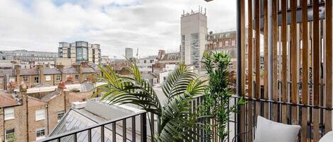 公寓 | 3 間睡房、互聯網