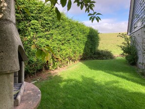 Bungalow, 3 phòng ngủ, sân hiên, quang cảnh vườn | Vườn