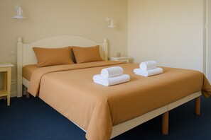 In-room safe, free WiFi, bed sheets - House in holiday village - near swimming pool and golf (Talmont-Saint-Hilaire)