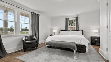 4 室のベッドルーム、インターネット、ベッドシーツ