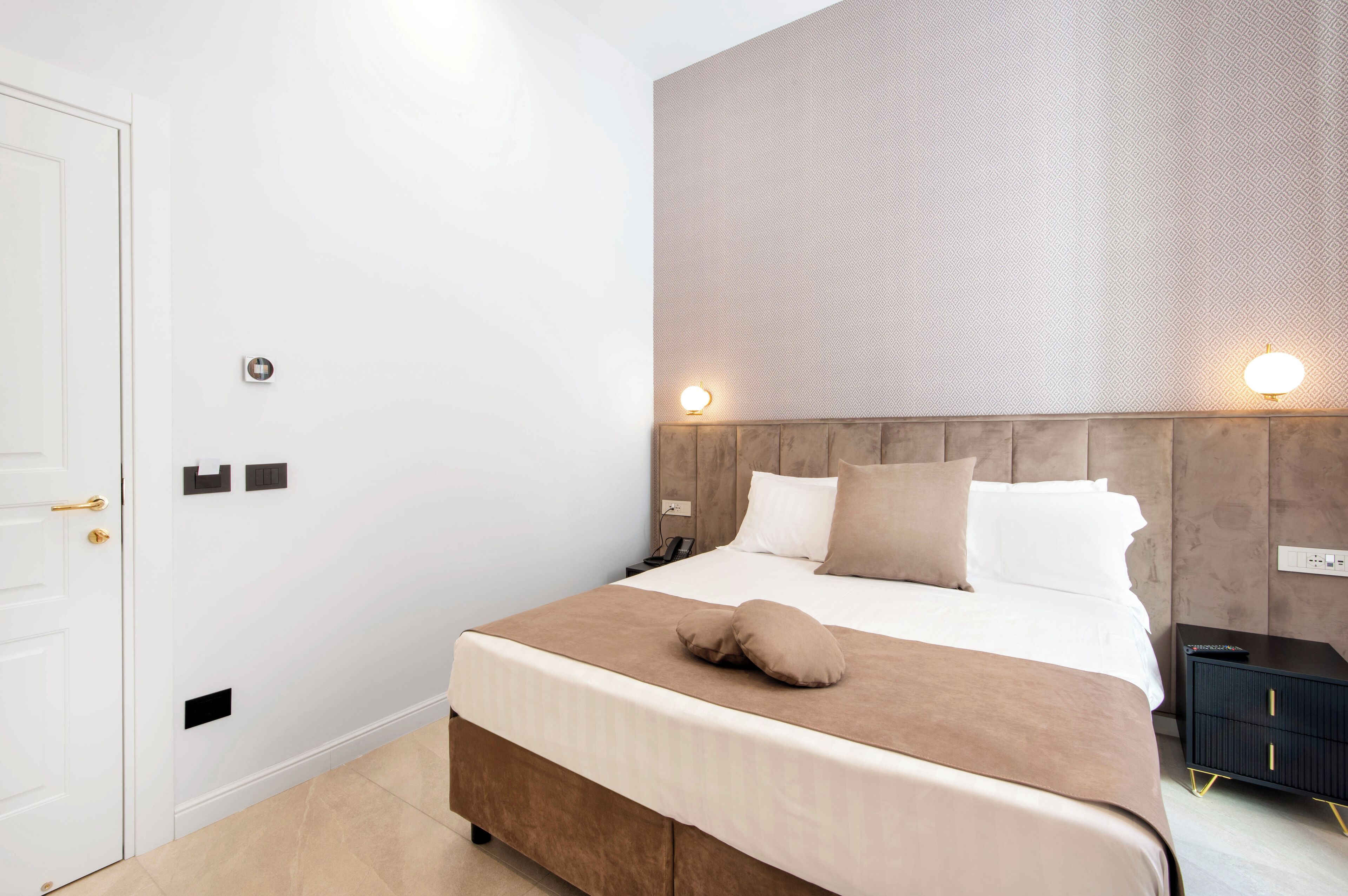 Classic-Doppel- oder -Zweibettzimmer | Daunenbettdecken, Pillowtop-Betten, Minibar, Zimmersafe