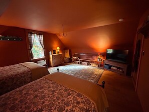 2 Schlafzimmer, Bügeleisen/Bügelbrett, kostenloses WLAN, Bettwäsche