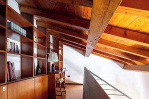 公寓 | 1 間臥室、網路服務