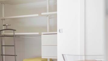 Apartment | 2 bedrooms, Internet