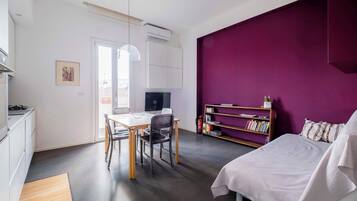 Apartment | 2 bedrooms, Internet
