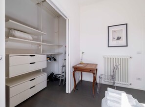 Apartment | 2 bedrooms, Internet