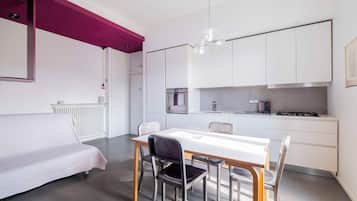 2 bedrooms, Internet