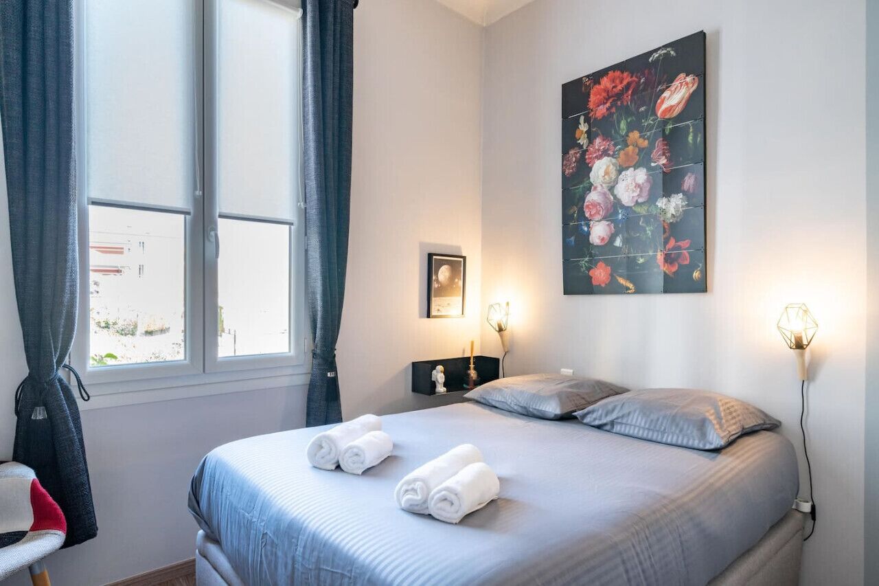 2 bedrooms, in-room safe, desk, iron/ironing board