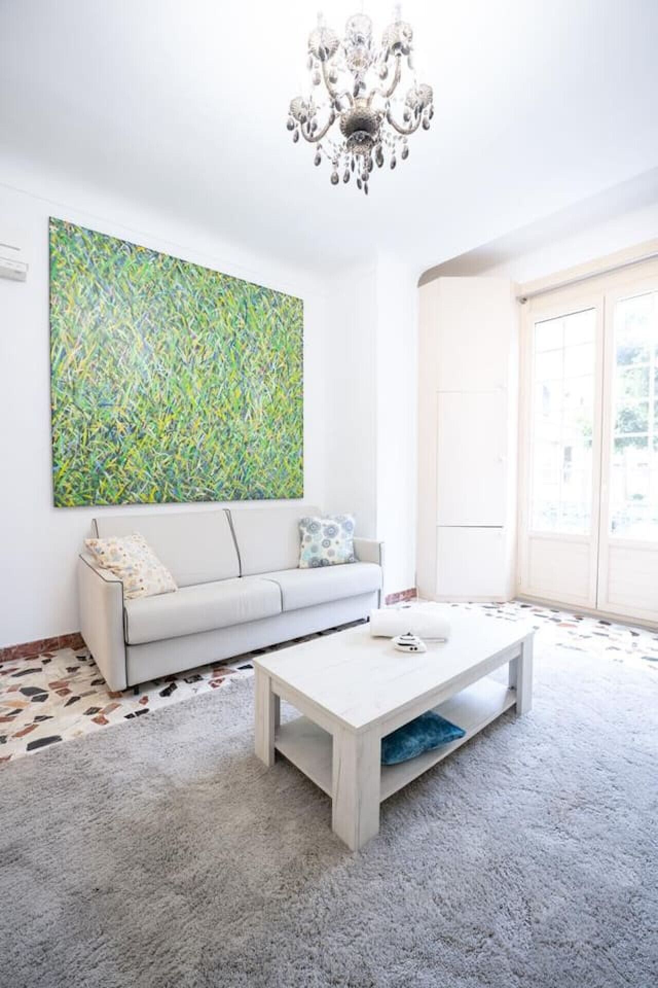 スマートテレビ、書庫、ステレオ