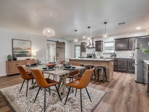 Dining - Peaceful Acre - Cozy house with beautiful backyard (Ada)