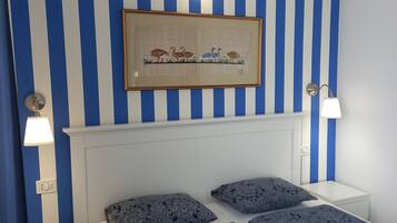 1 camera, ferro/asse da stiro, Wi-Fi, lenzuola