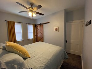 2 soverom, strykejern/-brett, wi-fi (inkludert) og sengetøy