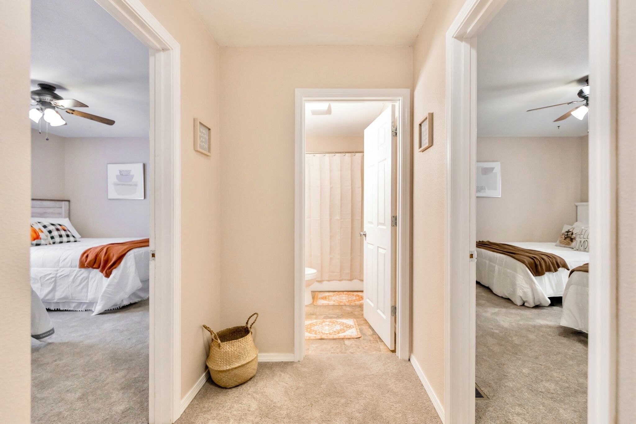 2 bedrooms, desk, iron/ironing board, travel crib