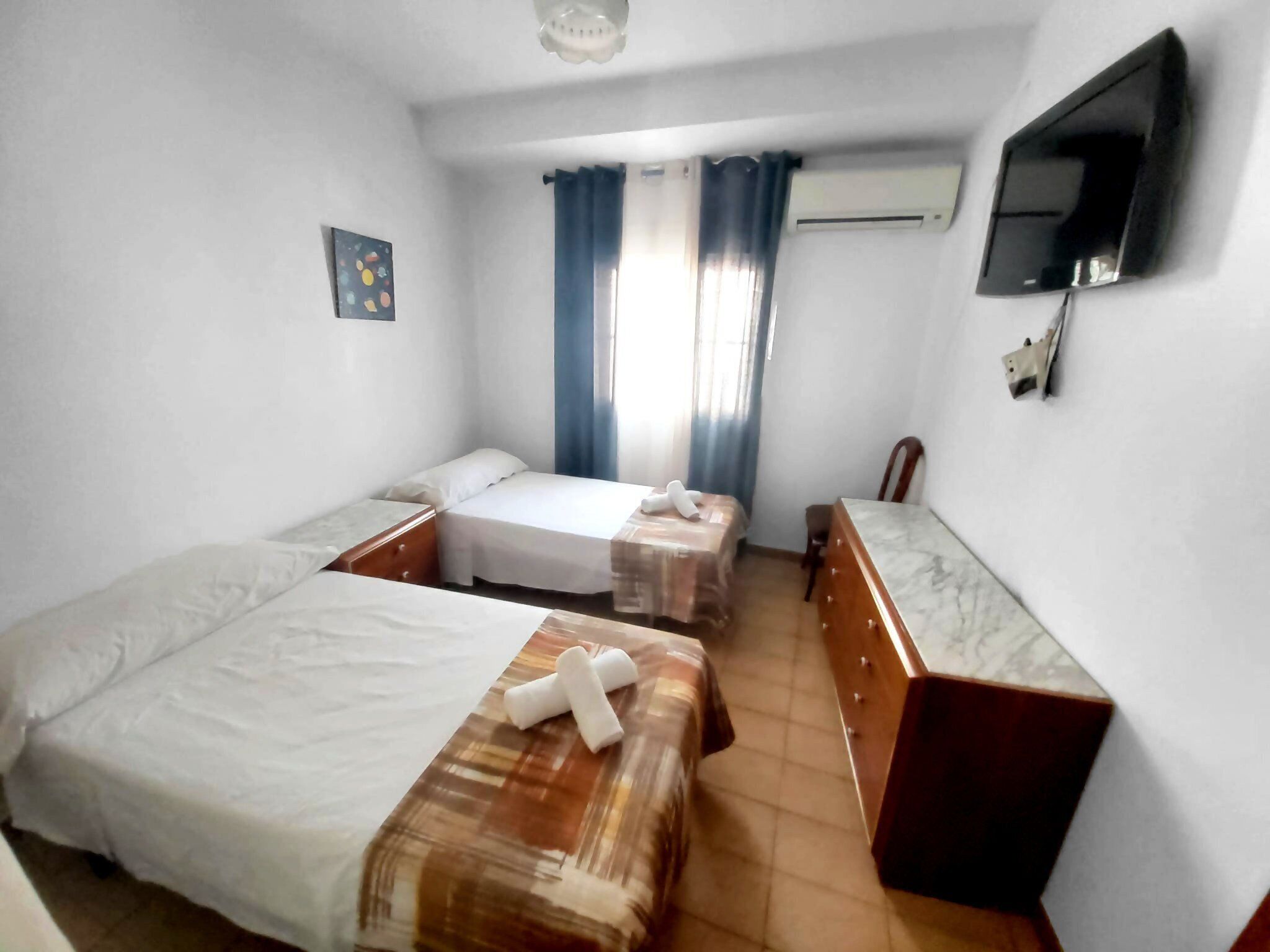 Standaard Twin kamer, uitzicht op stad