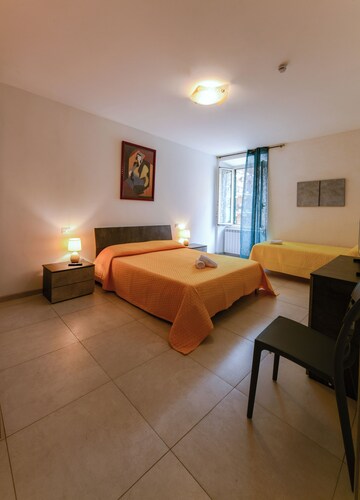 Spacious and cozy apartment in the heart of the city in the harbor area