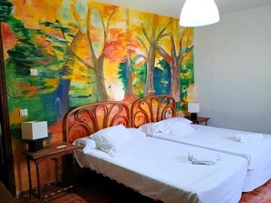 Free WiFi - hotel rural el jardin del conde (Peñacaballera)