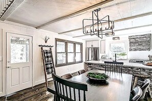 Dining - Luxury 3BR Retreat in Big Canoe-Hedgehog Hollow (Jasper)