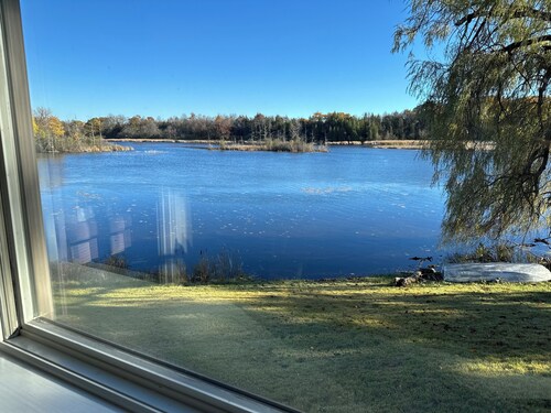 Long Lake Retreat - Cottage in Burlington, WI