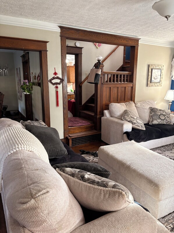 Télévision, cheminée