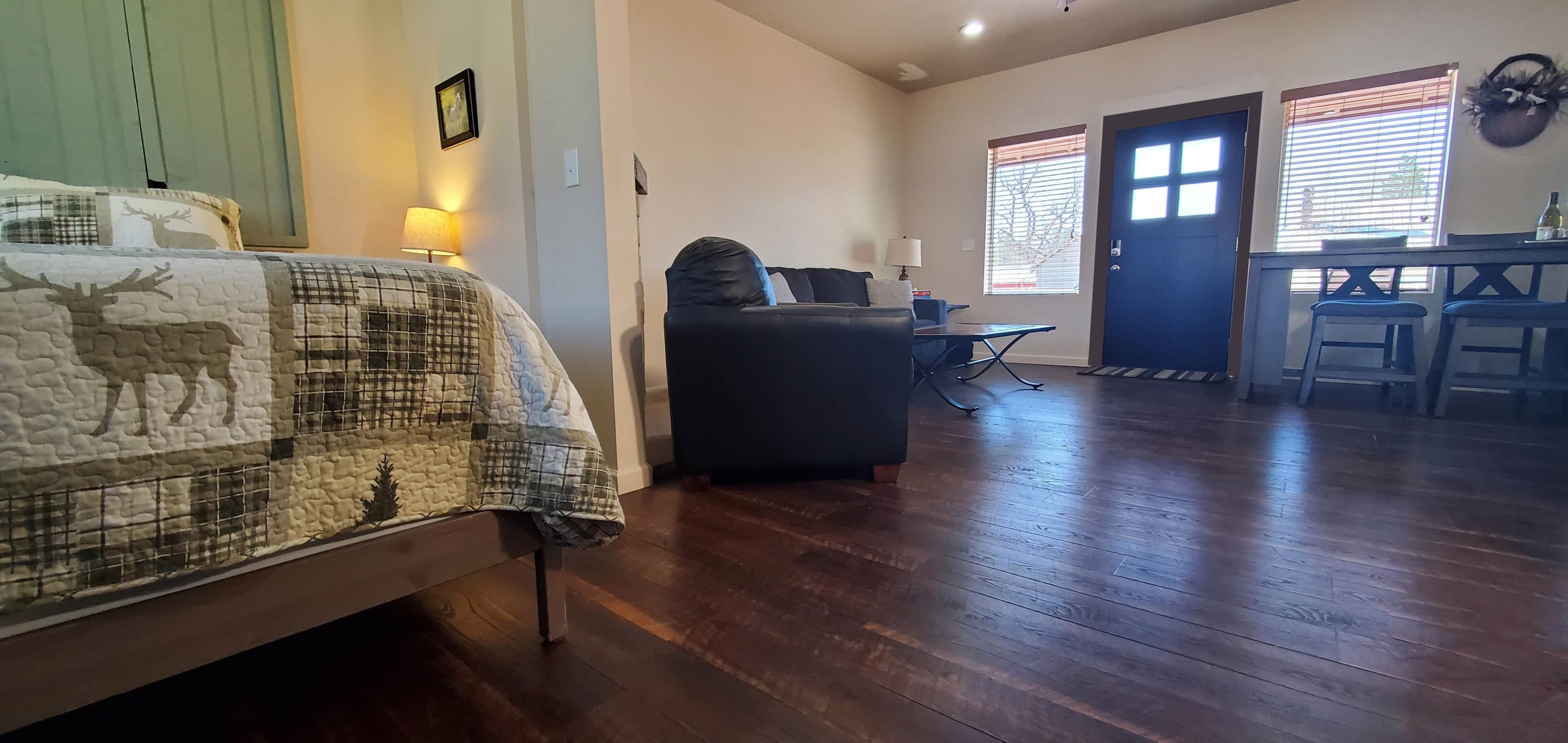 1 غرفة نوم ومكواة/لوح كي وواي فاي