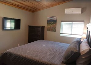 2 dormitorios, tabla de planchar con plancha, wifi y ropa de cama