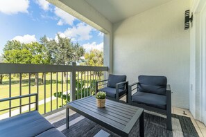 Property grounds - 3 Bedroom Luxury Condo 10 Min. From Disney Inside The Prestigious Reunion Resort (Kissimmee)