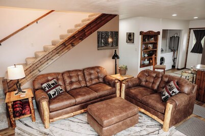 Enchanting 3-bedroom cottage in Esterbrook- Douglas