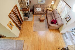 Living area - Charming 3-bedroom condo with AC in Boulder (Boulder)