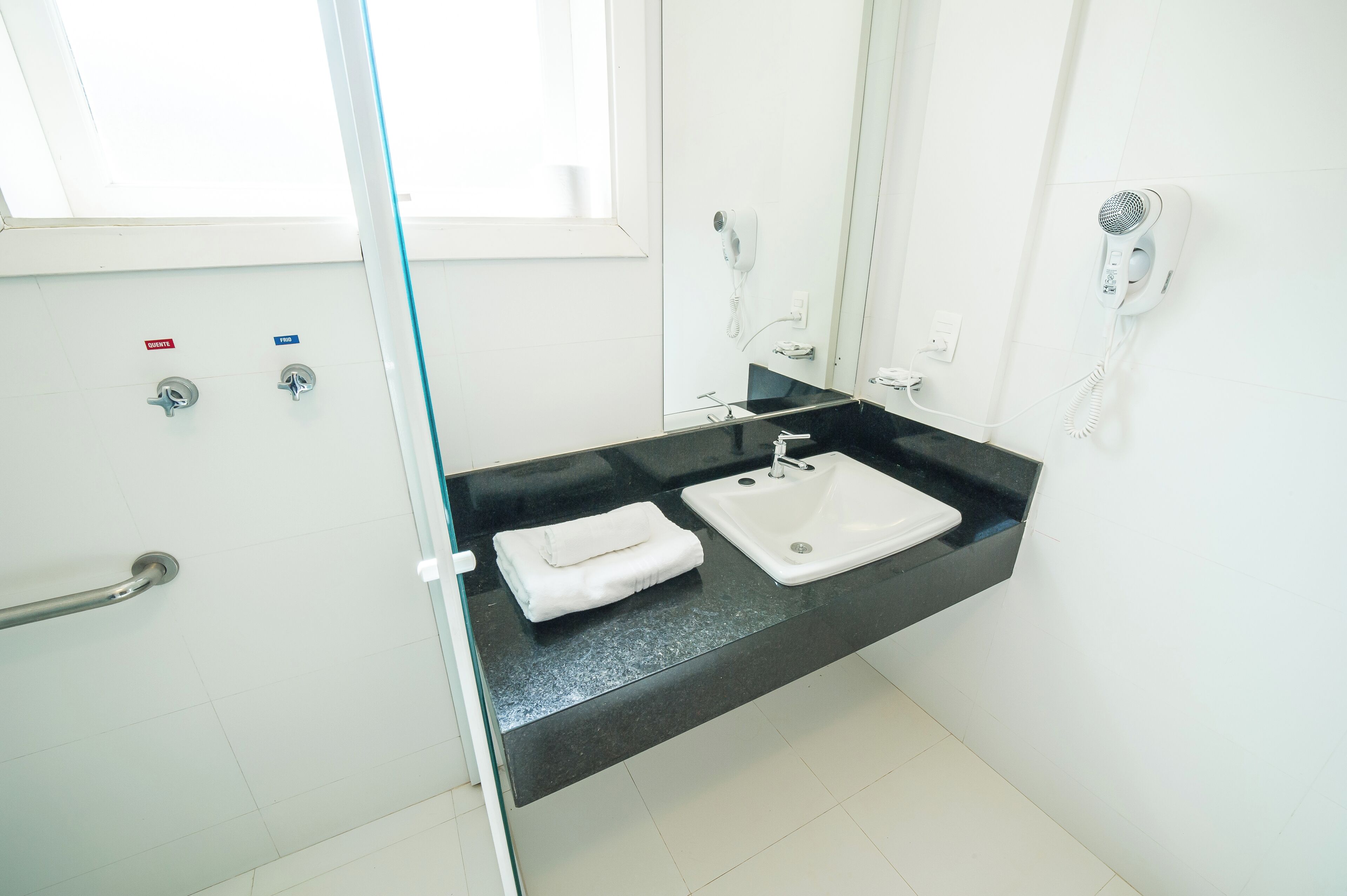 Superior Double Room, Accessible | In-room safe, laptop workspace, free WiFi, bed sheets