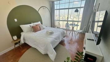 Iron/ironing board, free WiFi, bed sheets