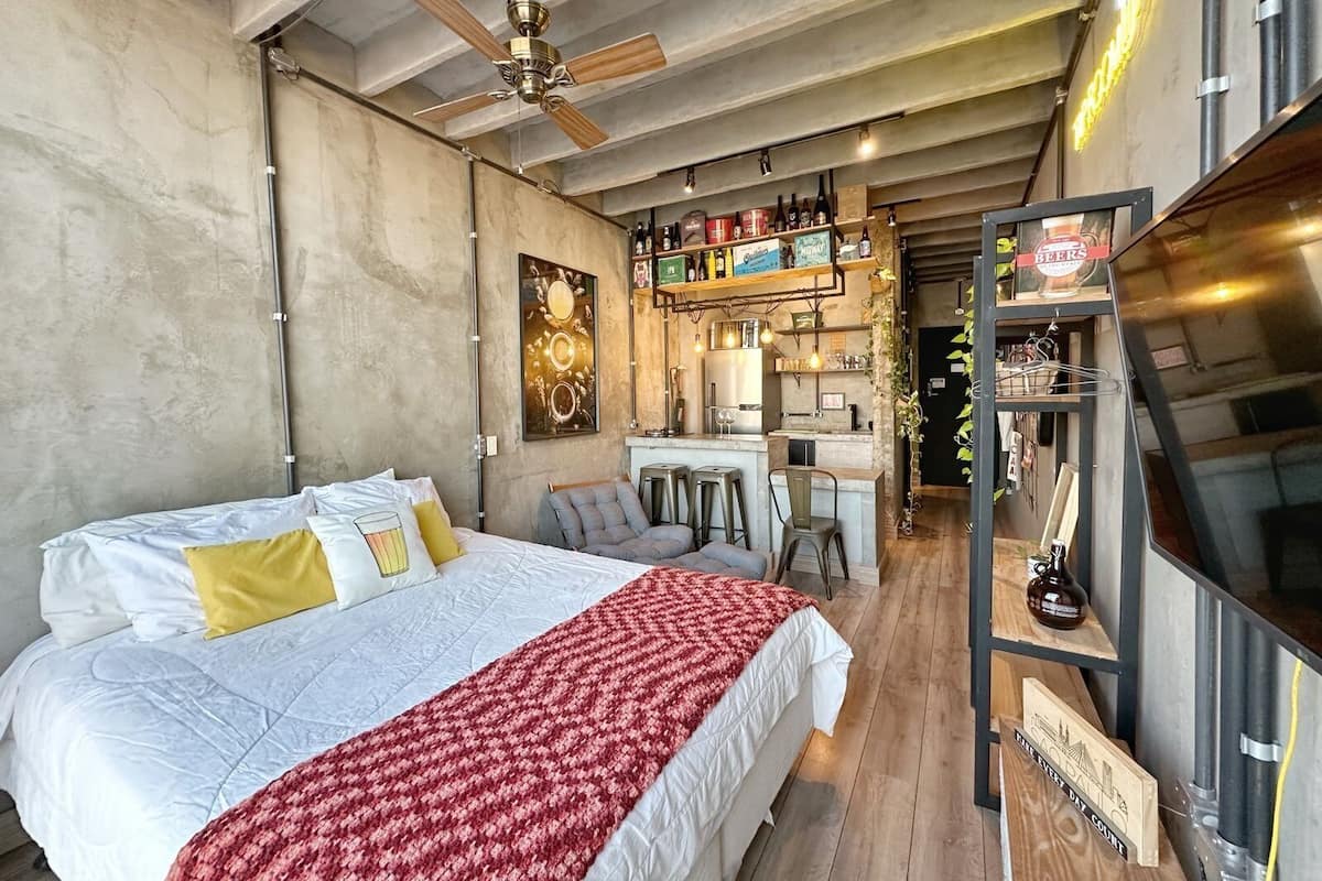 Apartamento standard | Ferros/tábuas de passar roupa, Wi-Fi de cortesia