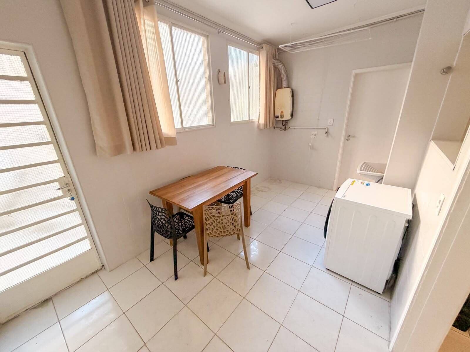 Panoramic Apartment | Dining room