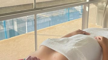 Massages des tissus profonds, massages