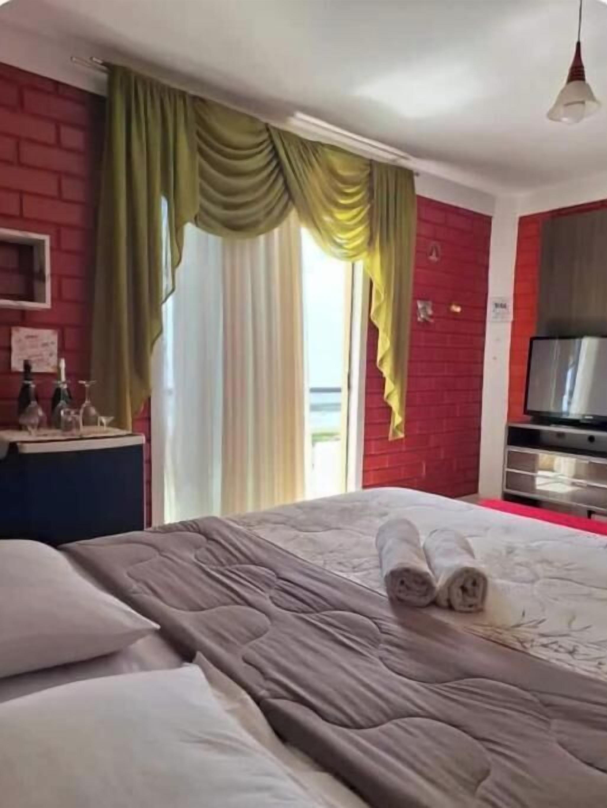 1 habitación, internet y ropa de cama 