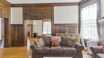 スマートテレビ、暖炉