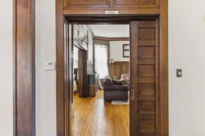 Interior - Historic Midtown Apartment (Memphis)