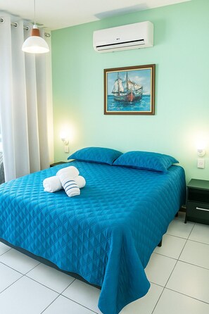 Wifi gratis y ropa de cama
