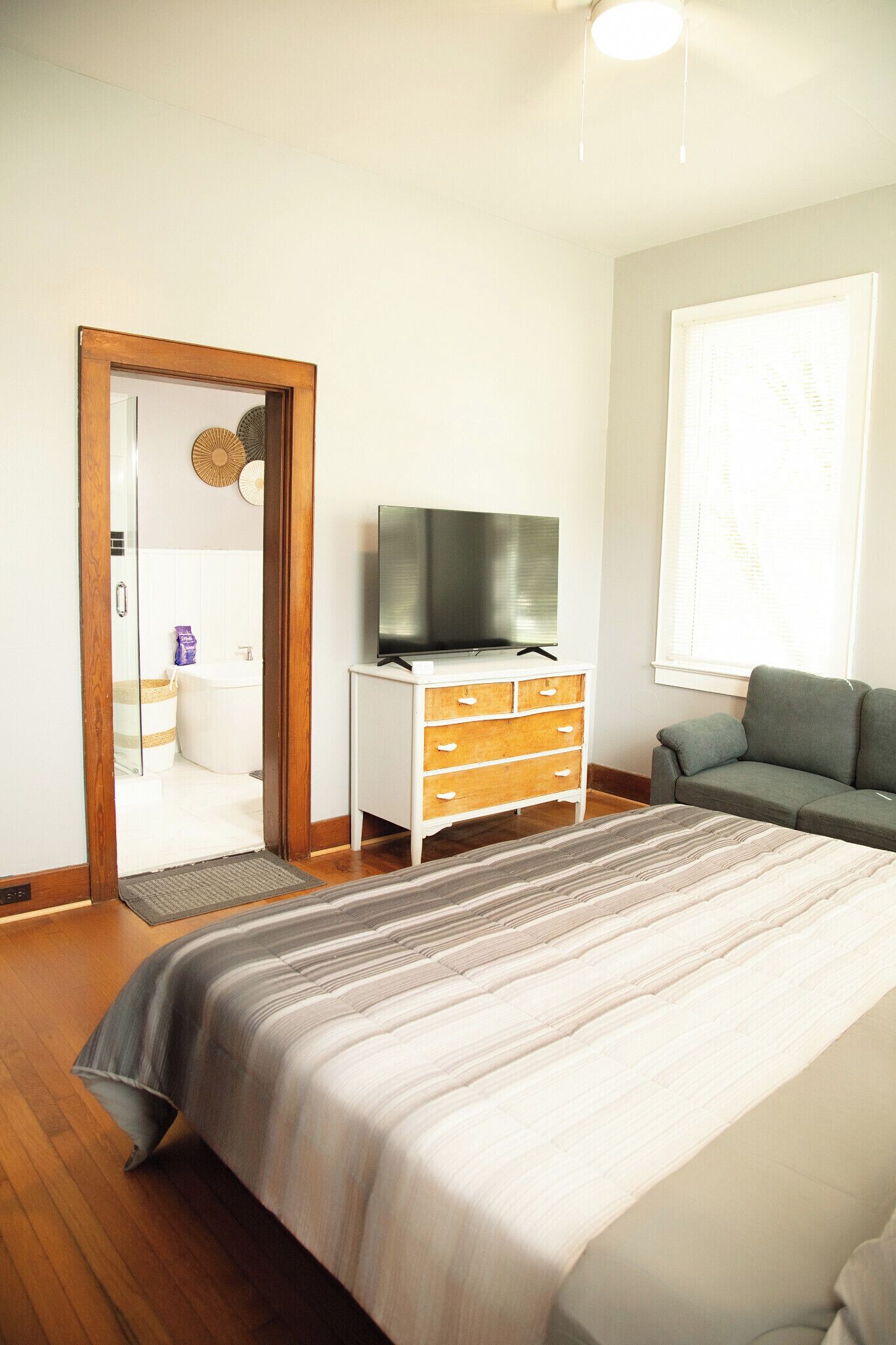 3 habitaciones, wifi, ropa de cama y acceso para silla de ruedas 